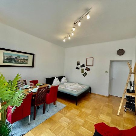 Nice Apartment Close To City Center Vienne Extérieur photo