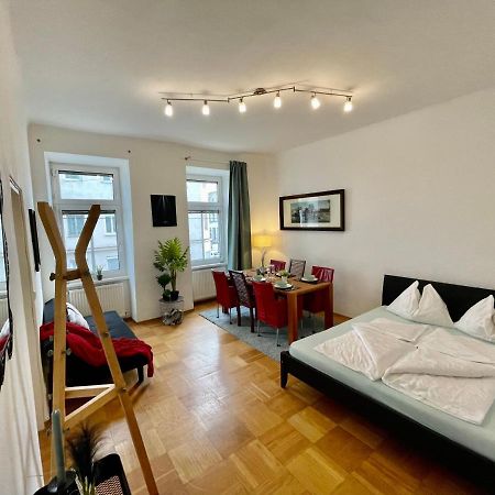 Nice Apartment Close To City Center Vienne Extérieur photo